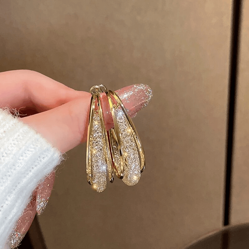 BRINCO OVAL DE LUXO COM BRILHANTES COMPRE 1 PAR LEVE 2 - Nannyvarie