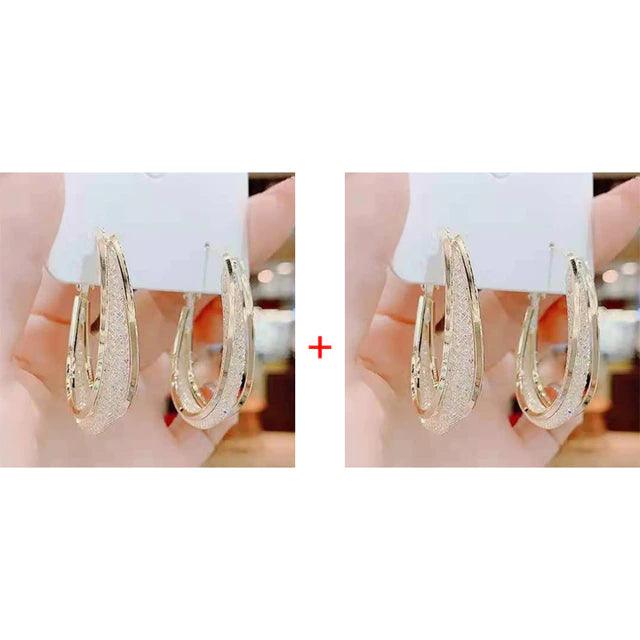 BRINCO OVAL DE LUXO COM BRILHANTES COMPRE 1 PAR LEVE 2 - Nannyvarie