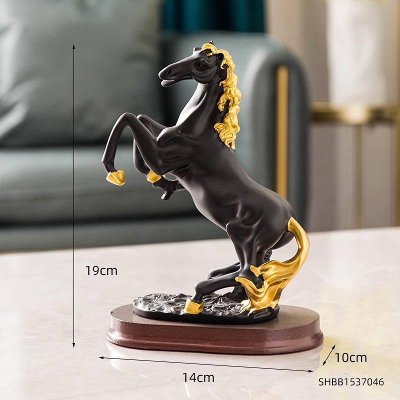 Estatueta Artesanal de Cavalo Vintage em Resina - Nannyvarie