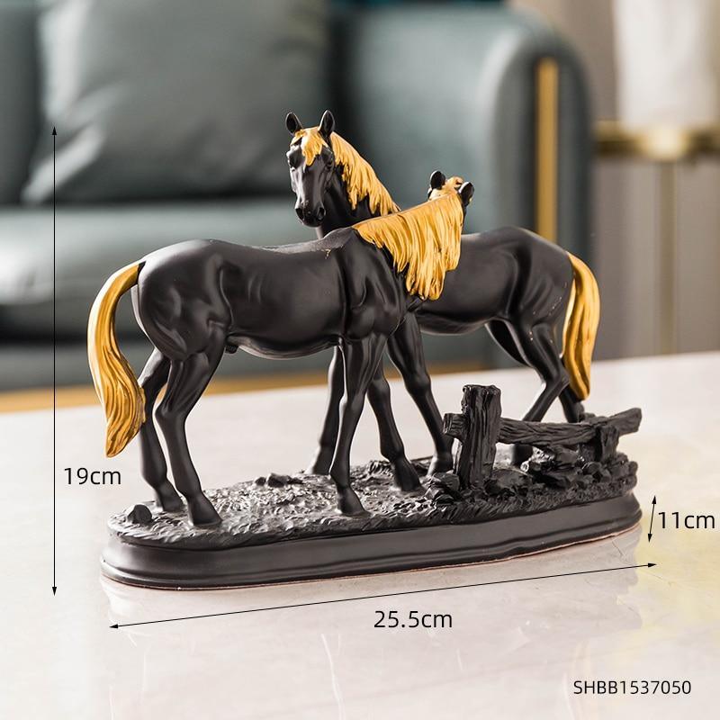 Estatueta Artesanal de Cavalo Vintage em Resina - Nannyvarie