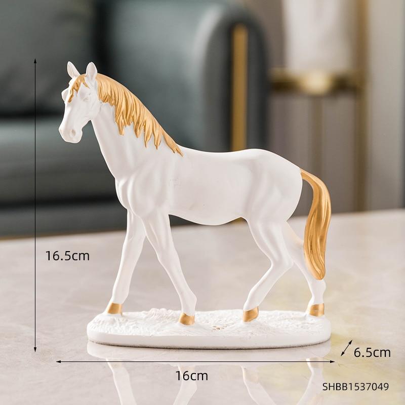 Estatueta Artesanal de Cavalo Vintage em Resina - Nannyvarie